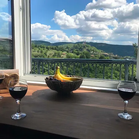 Апартамент Tsarevets Panorama 2 *